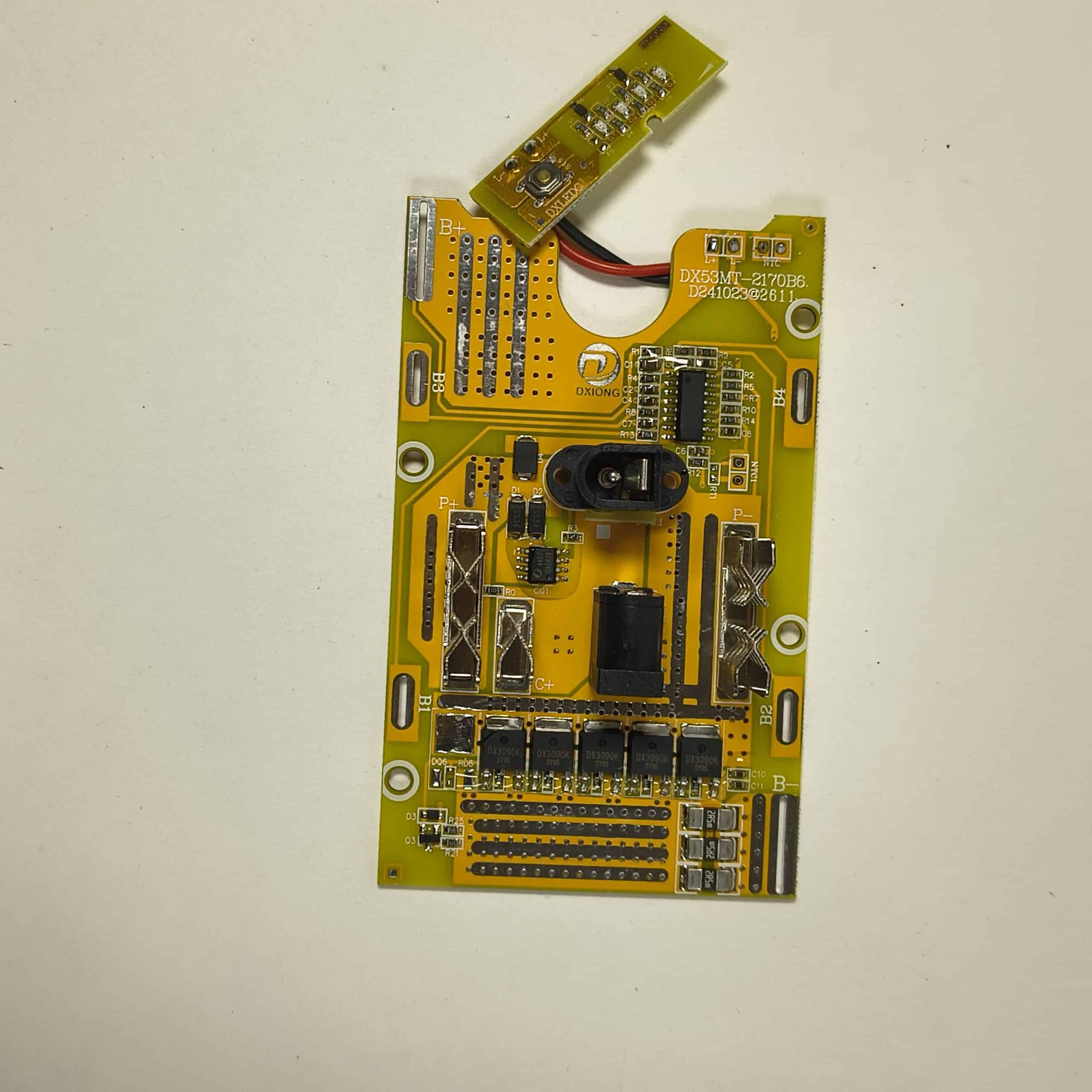 Корпус для акумулятора 21В Makita 5S2P на 10 21700 з BMS та LED-індикацією - Зображення 8