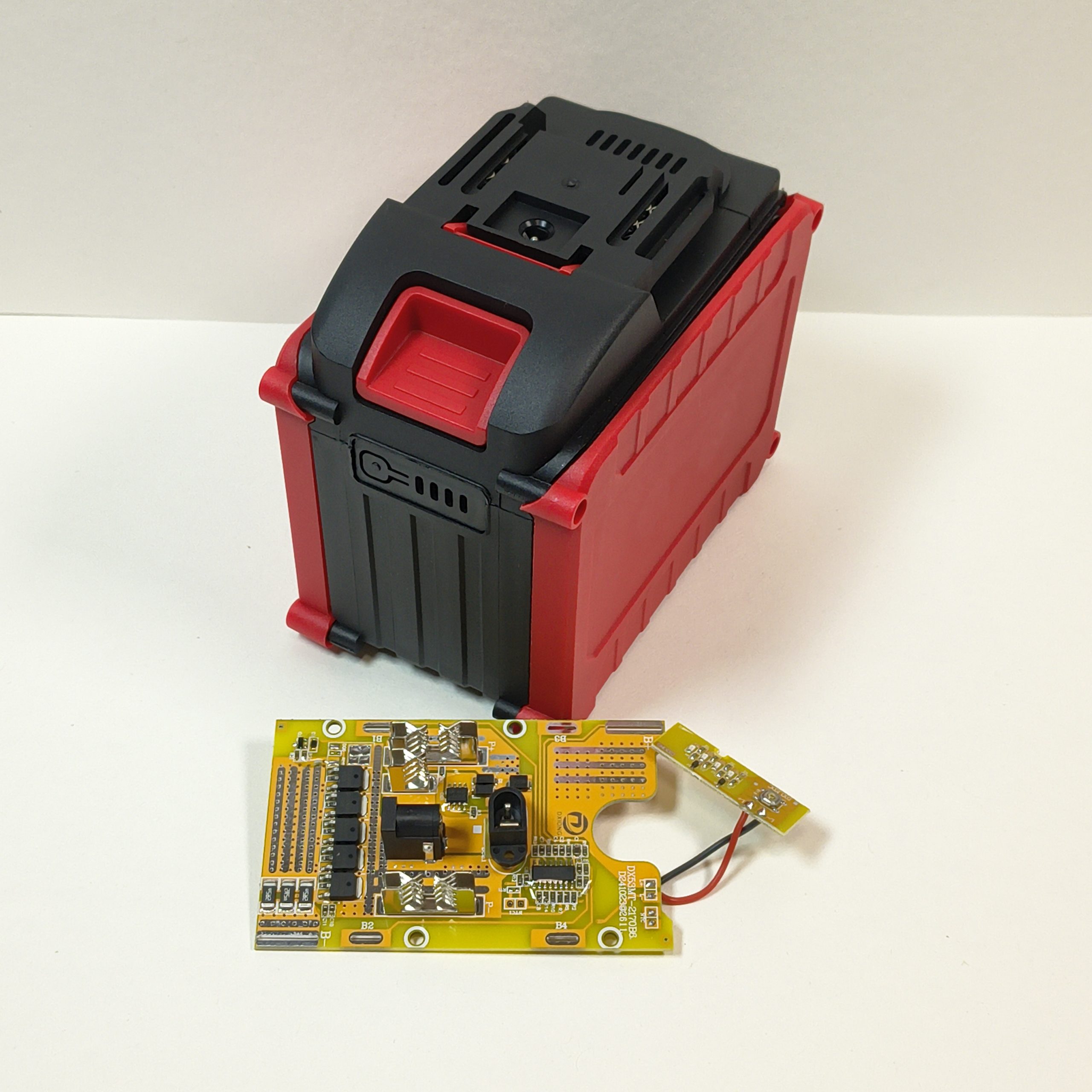 Корпус для акумулятора 21В Makita 5S4P на 20 21700 з BMS та LED-індикацією - Зображення 5