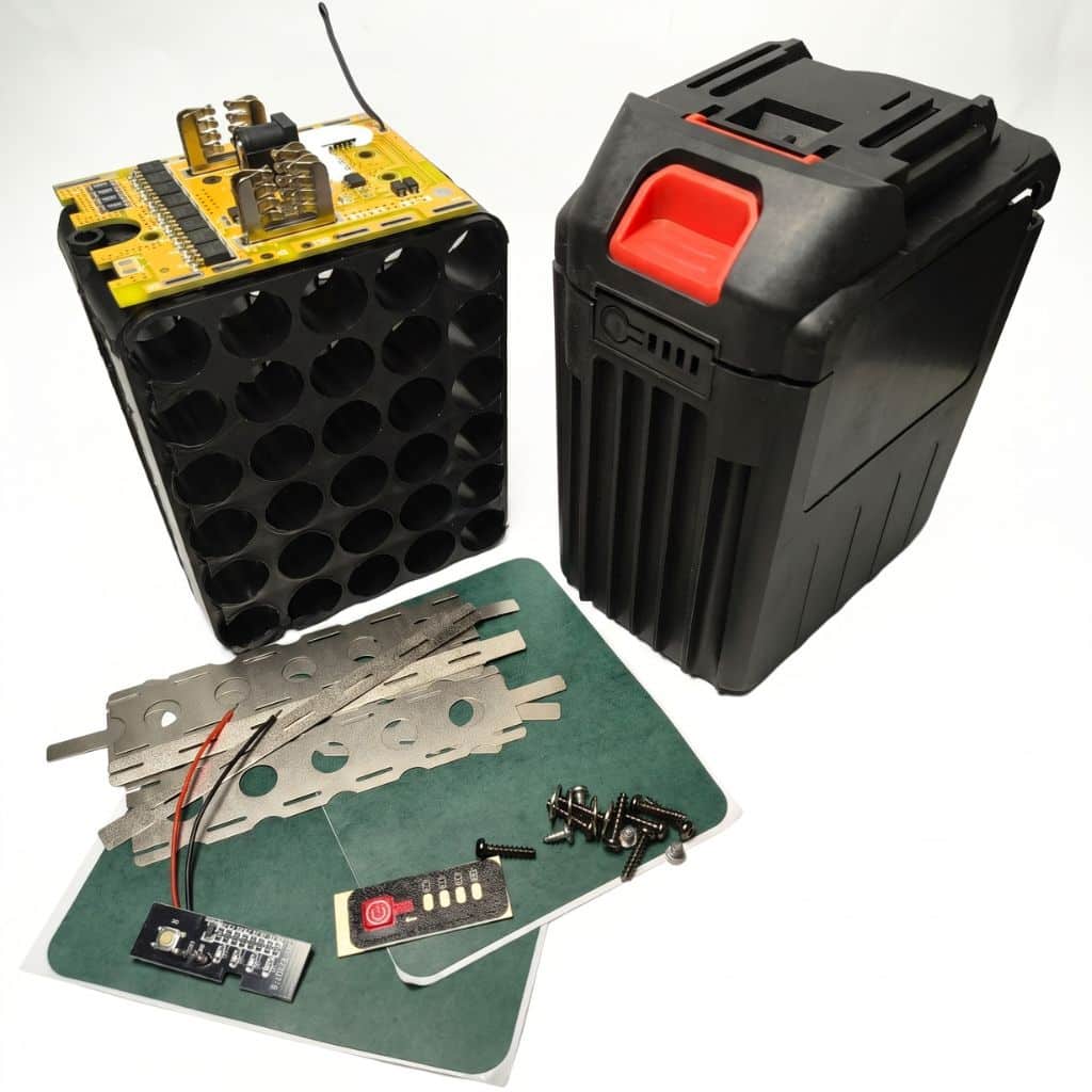Корпус для акумулятора 21В Makita 5S6P на 30 18650 з BMS та LED індикацією